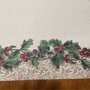 Heritage Lace brand Table Runner Vintage Holly
